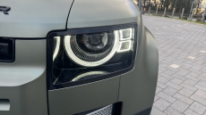 Land Rover Defender 3.0 D250 HSE 90 3dr Auto Diesel Estate